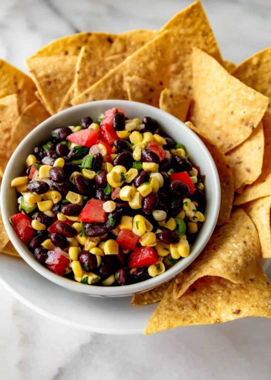 Black Bean and Corn Salsa with Baked Tortilla Chips (Nutrition Counted)
