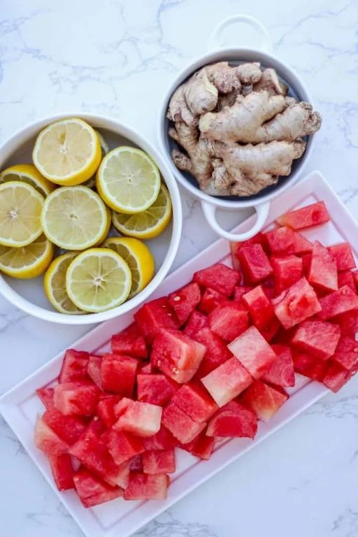 Lemon-Infused Watermelon Slimming Juice