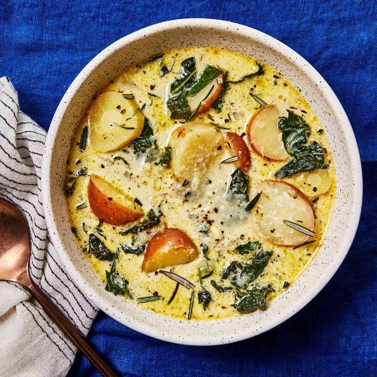 Lowfat Potato and Kale Soup