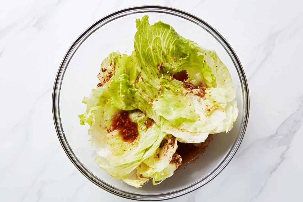 Quick Pickled Iceberg Lettuce for Sandwiches