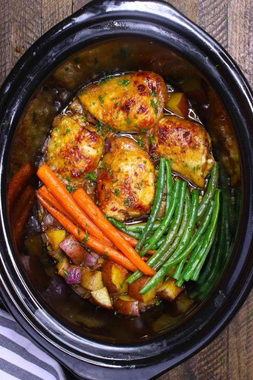 Slow Cooker WW Honey Garlic Chicken Thighs