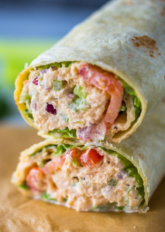 Spicy Tuna Flautas with Sriracha Mayo