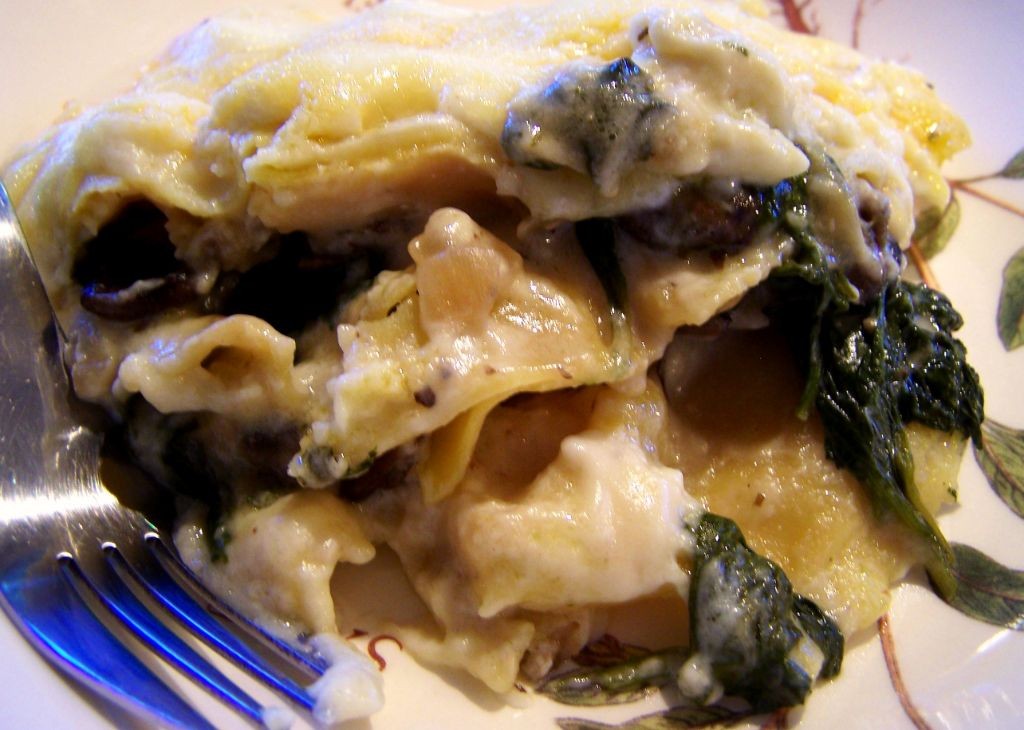 WW Crock Pot Spinach and Mushroom Lasagna