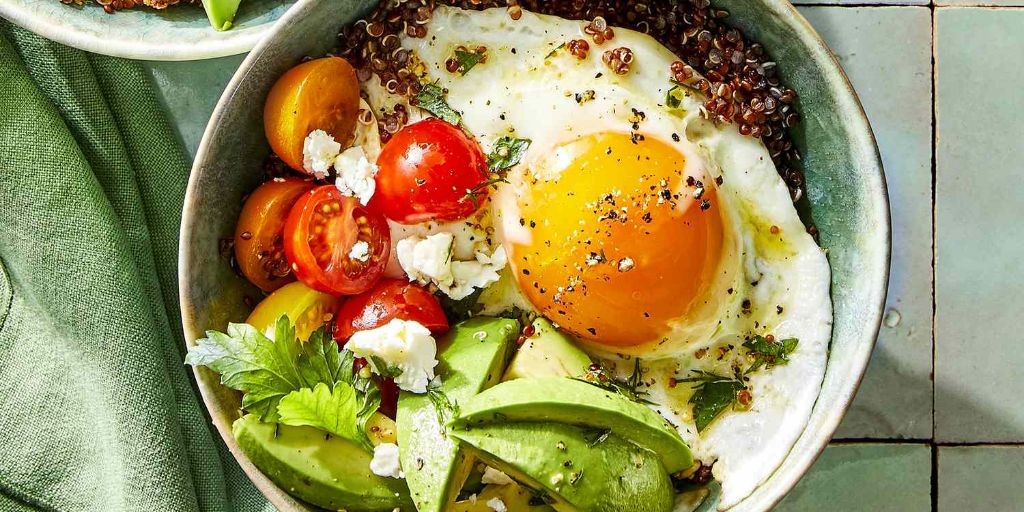 Avocado Breakfast Bowl with Quinoa