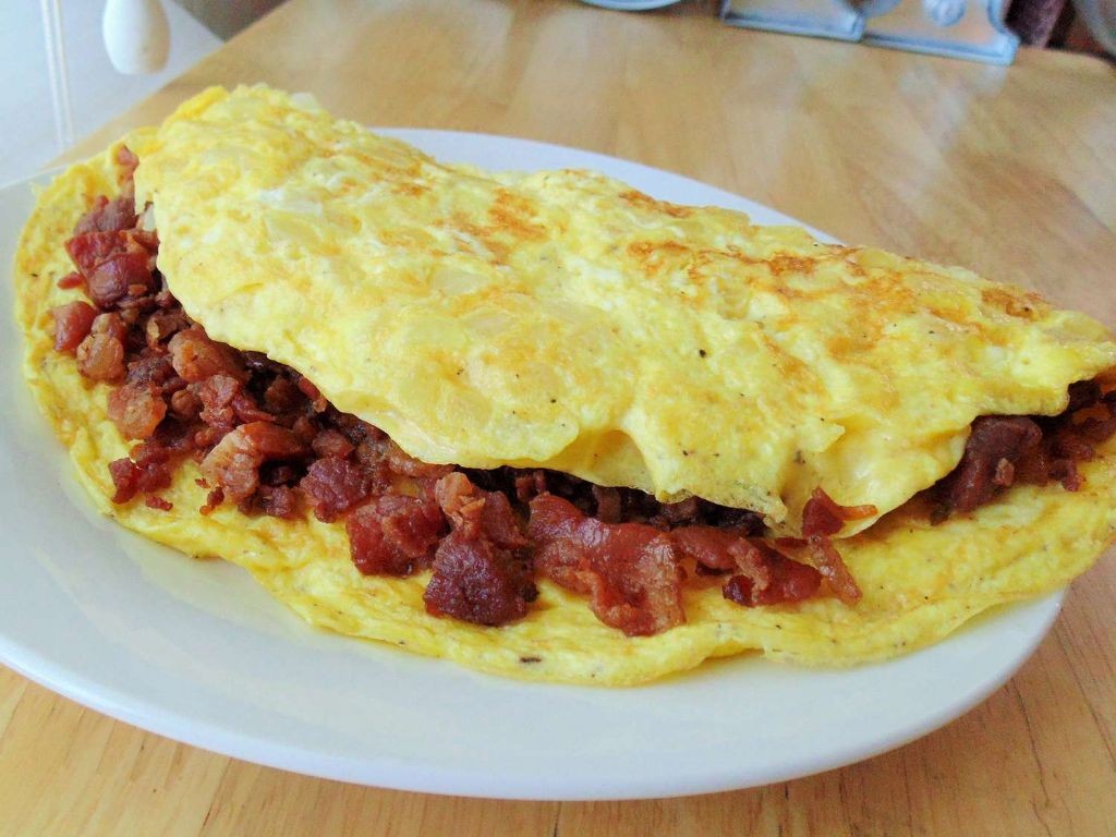 Bacon and Cheddar Omelette