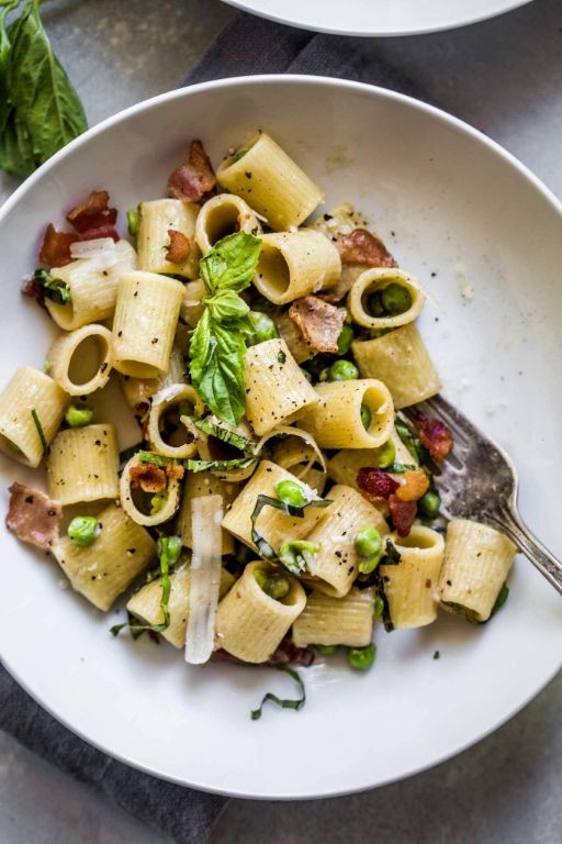 Bacon and Pea Carbone Rigatoni