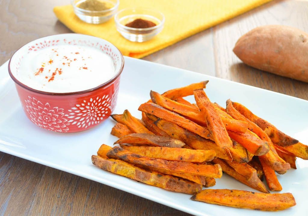 Baked Sweet Potato Fries with Garlic Yogurt Dip