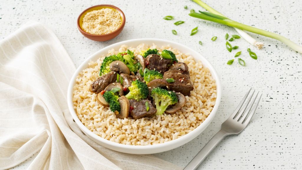 Beef and Broccoli Stir-Fry with Brown Rice