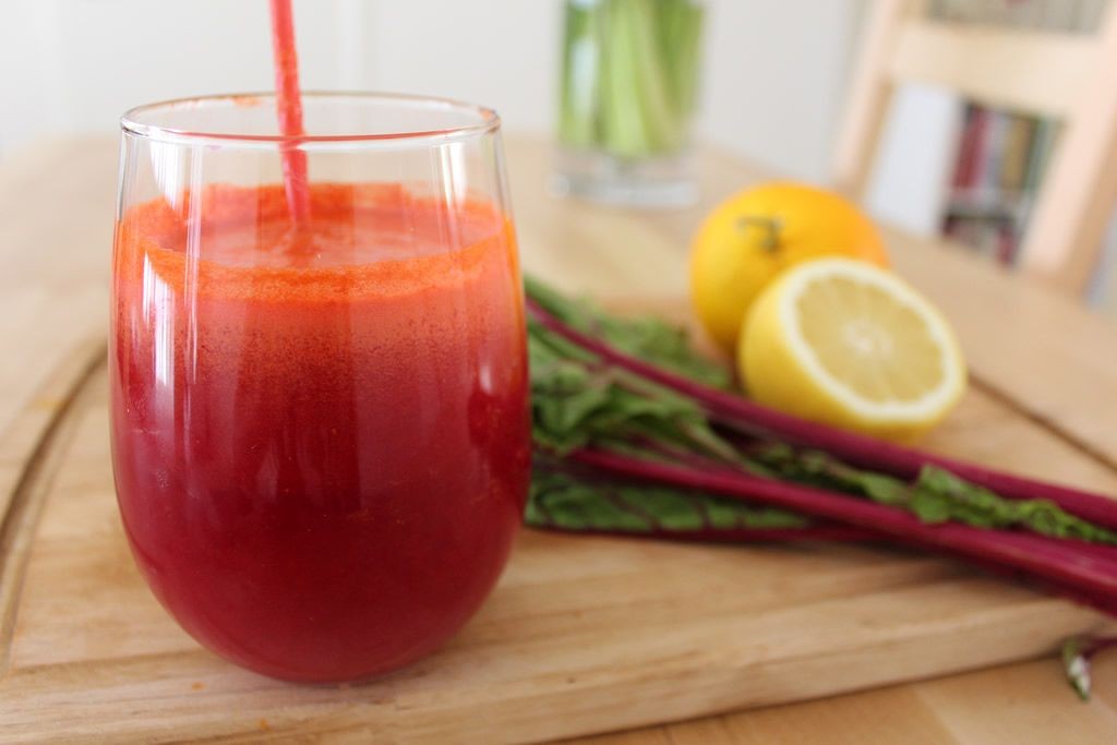 Beetroot and Carrot Juice with Lemon