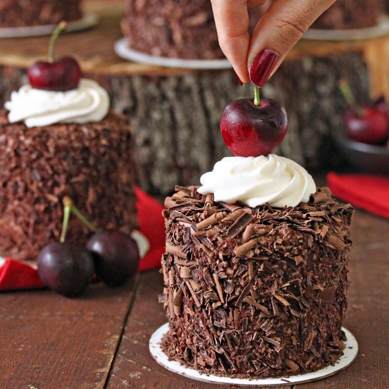 Black Forest Mini Cakes with Cherries