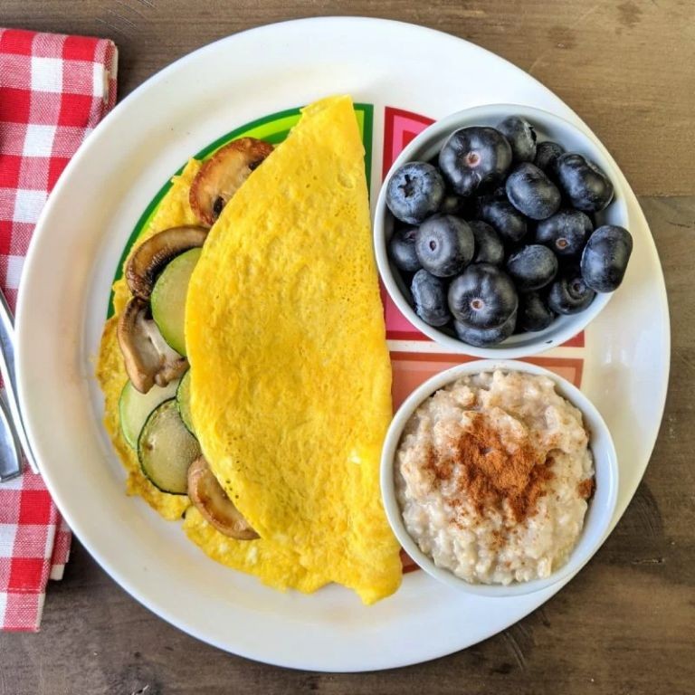 Bright Line Eating Egg White Omelette