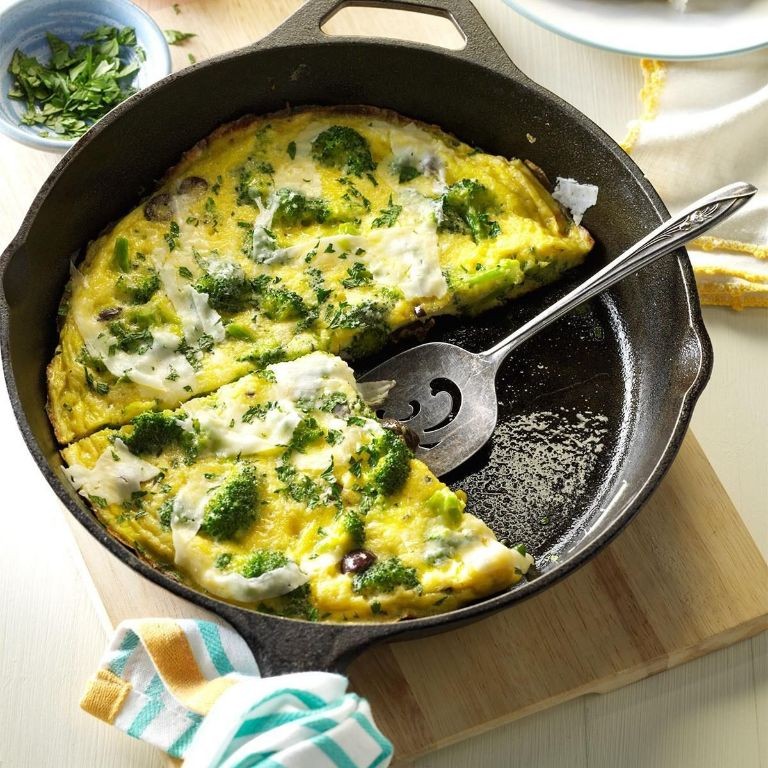Broccoli and Cheddar Healthy Omelette
