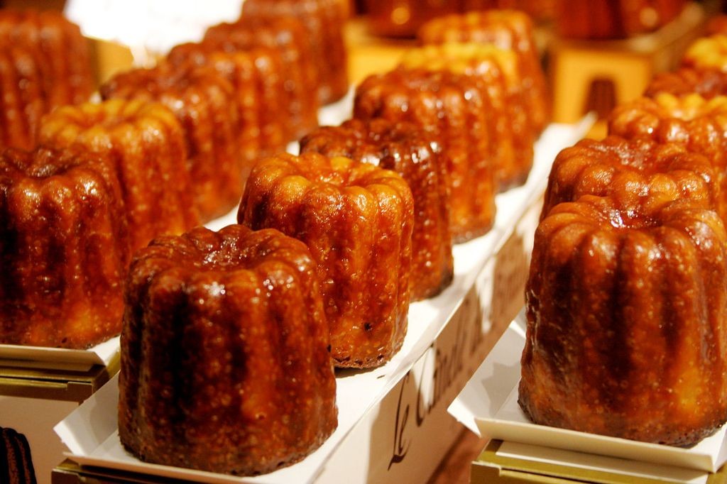 Canelés de Bordeaux