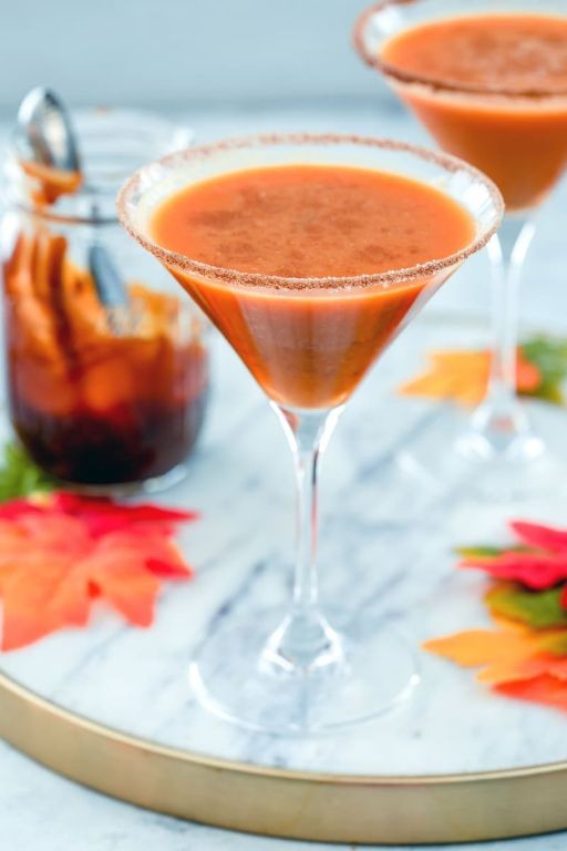 Caramel Drizzle Pumpkin Pie Martini