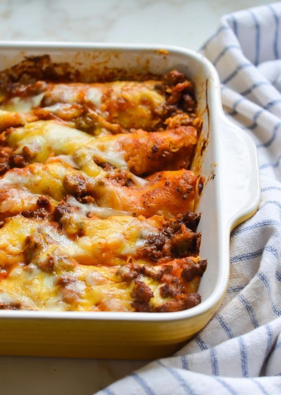 Cheesy Beef Enchiladas with Red Sauce