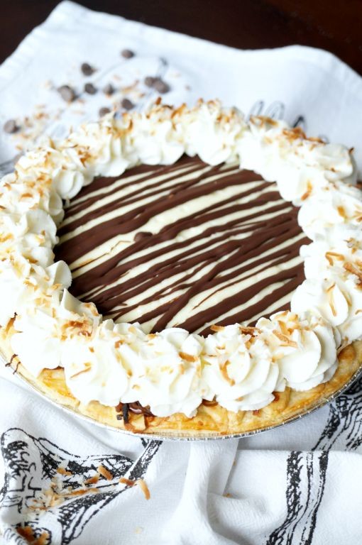 Chocolate-Drizzled Coconut Cream Pie