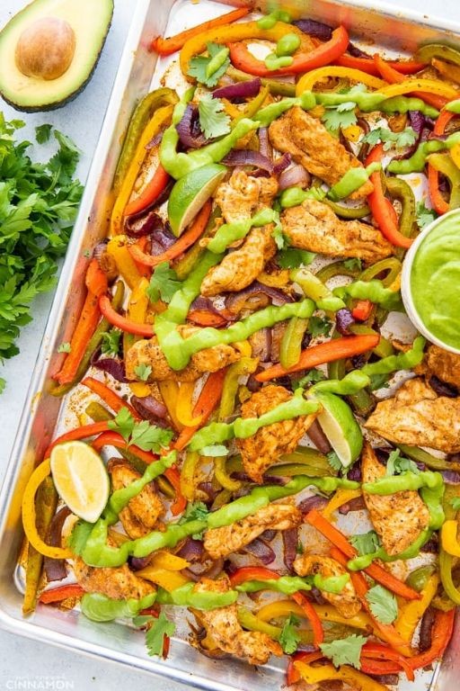 Creamy Avocado and Chicken Fajitas
