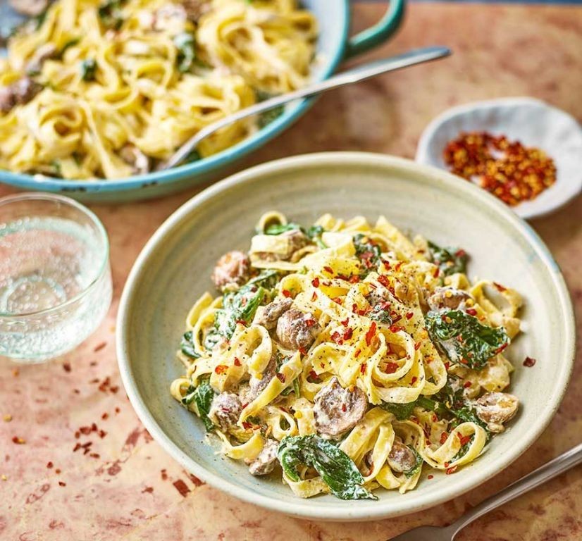 Creamy Mushroom and Spinach Egg Noodles