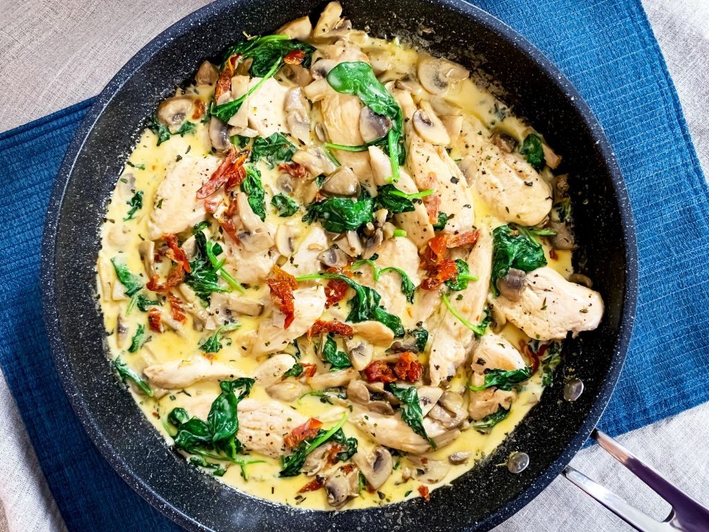 Creamy Tuscan Garlic Pasta with Chicken