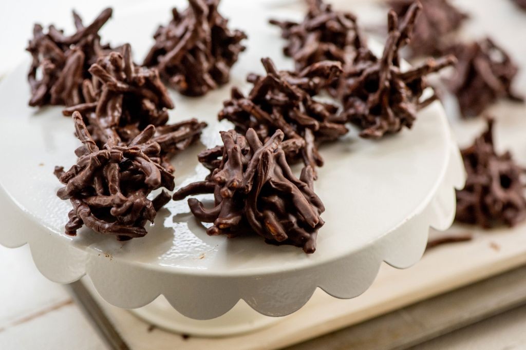 Dark Chocolate Pretzel Haystacks