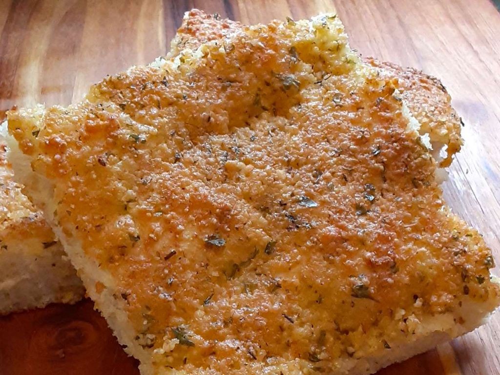 Easy Garlic Herb Focaccia Bread