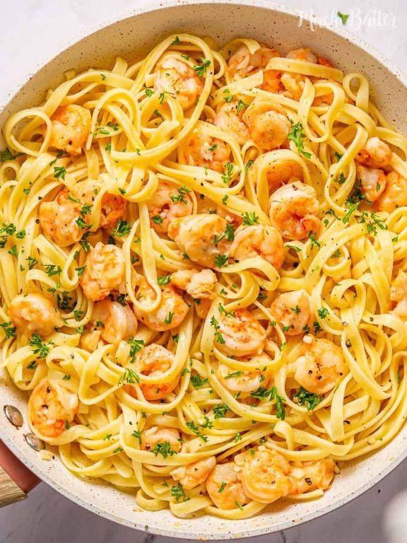 Garlic Butter Shrimp and Crab Pasta
