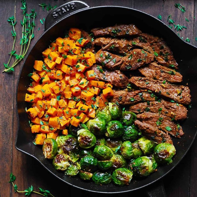 Garlic Butter Steak Bites with Roasted Brussels Sprouts