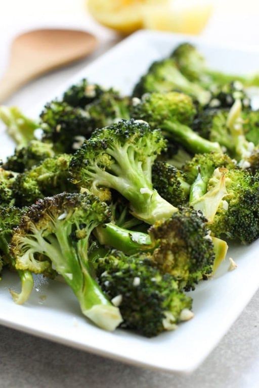 Garlicky Lemon Roasted Broccoli