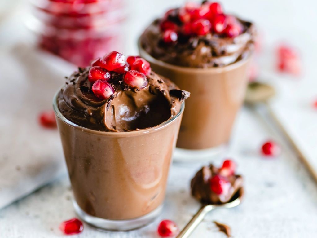 Glucose-boosted chocolate avocado mousse