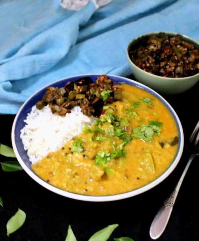 Green Tomato Rice with Curry Leaves