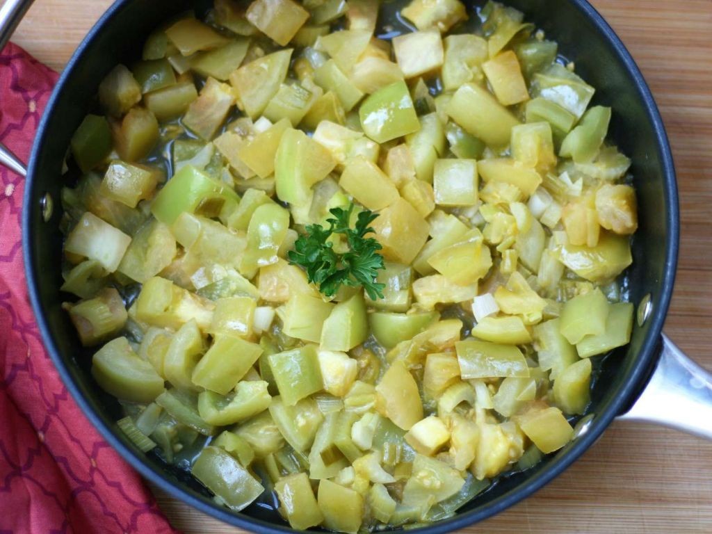 Green Tomato and Pepper Stir-Fry