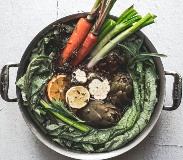 Herbal Bone Broth with Dandelion Root and Nettle