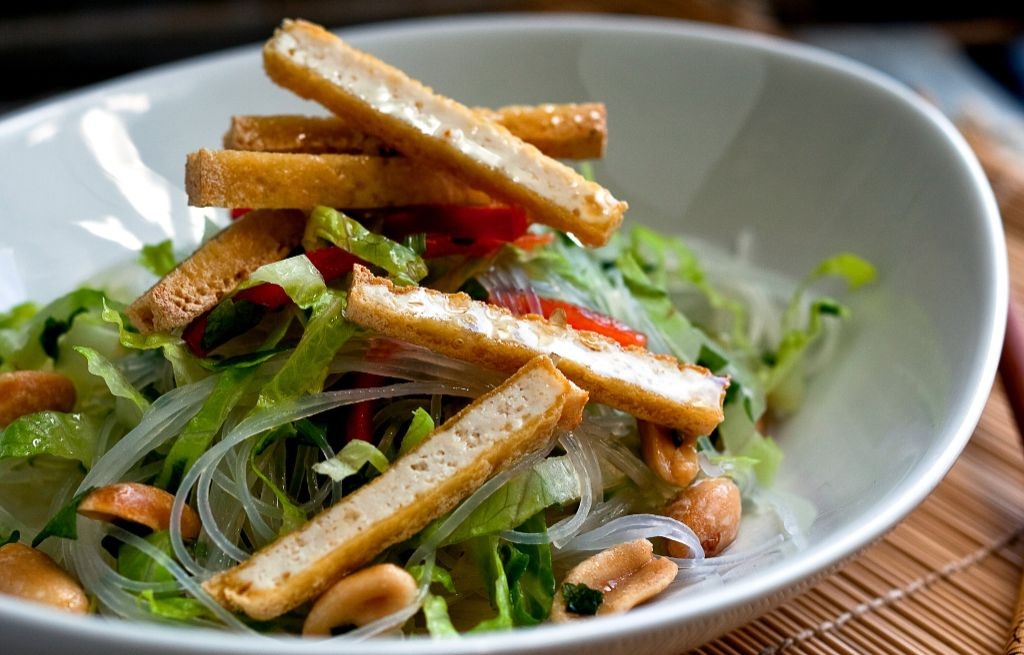 Herbed Rice Noodle Salad with Crispy Tofu