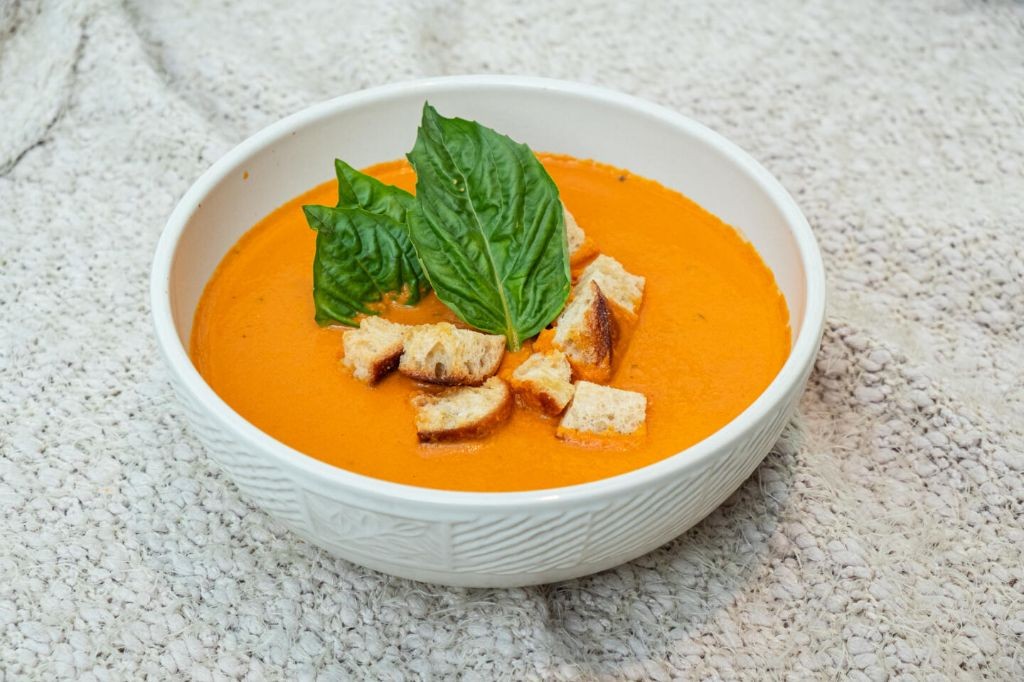 Herbed Tomato Basil Broth Soup
