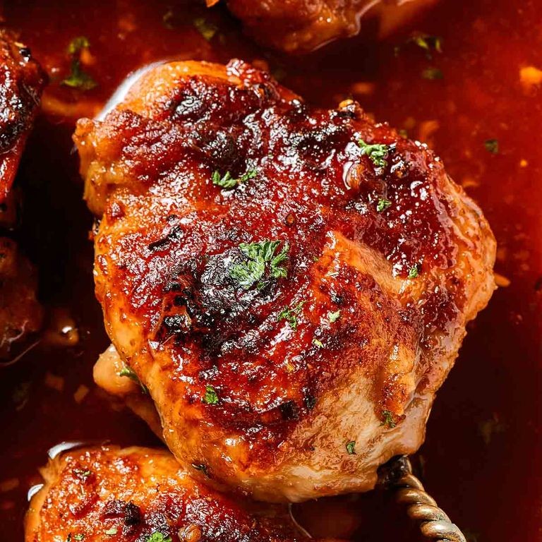 Honey Garlic Baked Chicken Thighs