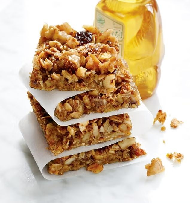 Honey-glazed glucose energy bars