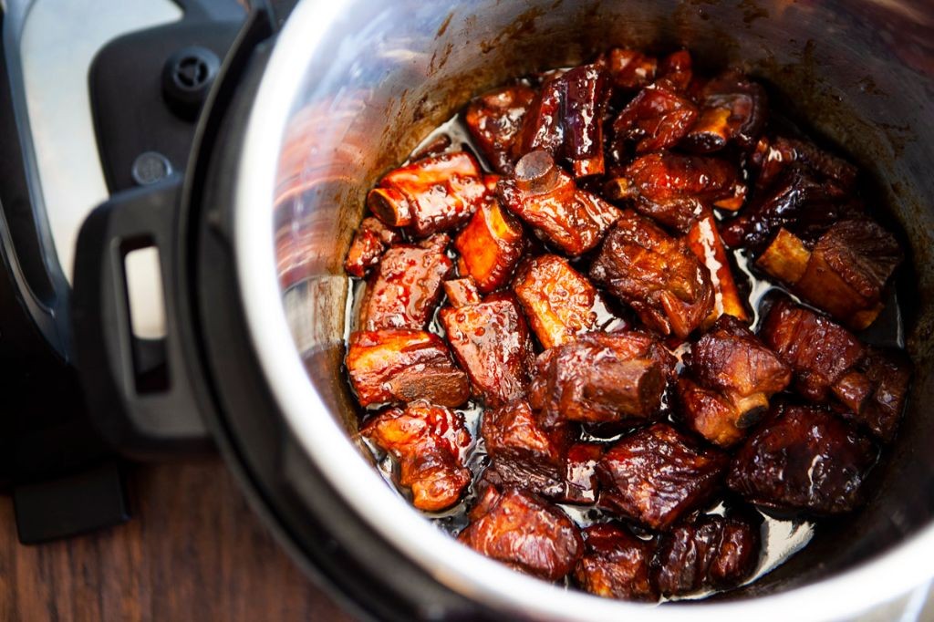 Instant Pot Sweet and Tangy Ribs