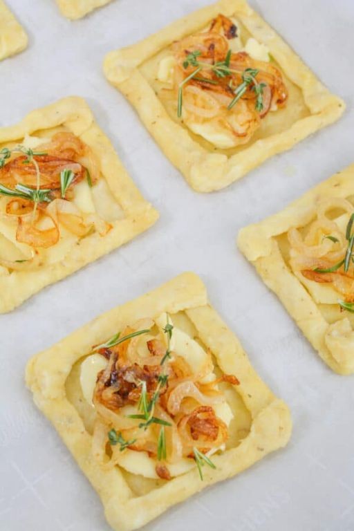 Keto Caramelized Onion and Goat Cheese Tart