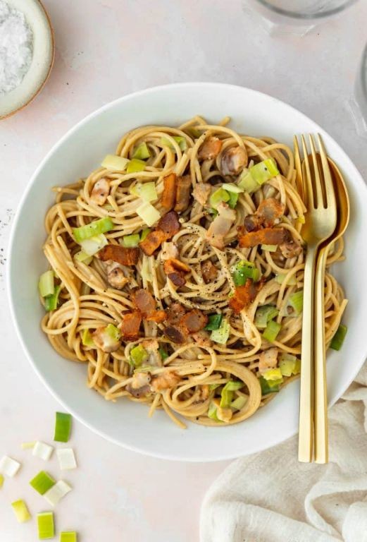 Leek and pancetta carbonara