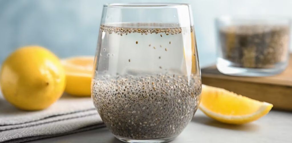 Lemon Chia Seed Detox Smoothie