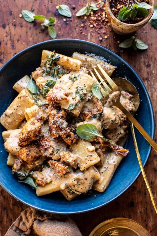 Lemon Chicken Pasta with Sun-Dried Tomatoes