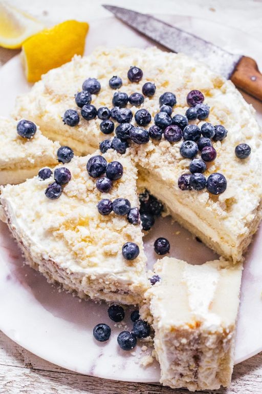 Lemon Lavender Olive Garden Cake