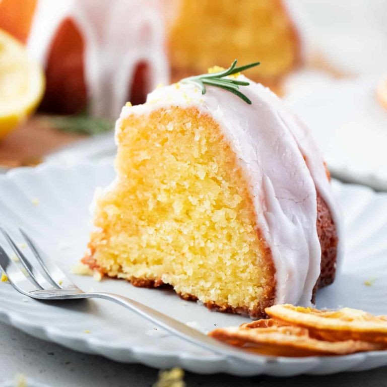 Lemon Skinny Syrup Drizzle Cake