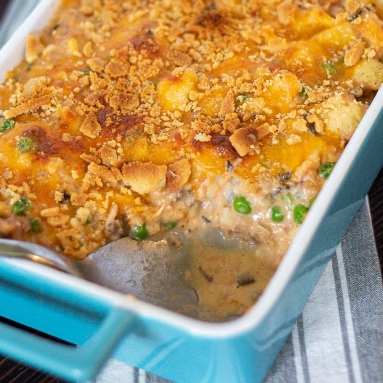 Low-Carb Tuna Casserole with Almond Flour Pasta