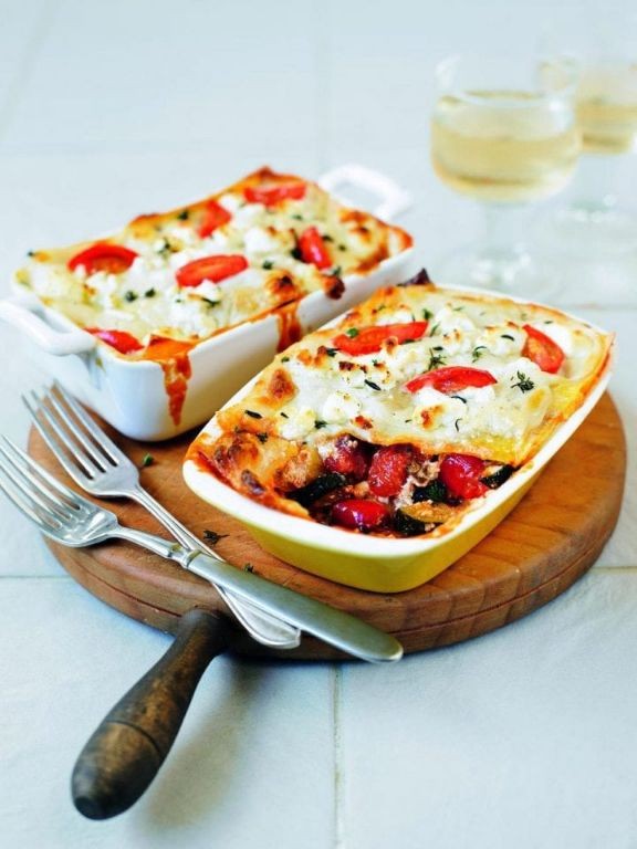 Lowfat Lasagna with Roasted Red Peppers and Goat Cheese