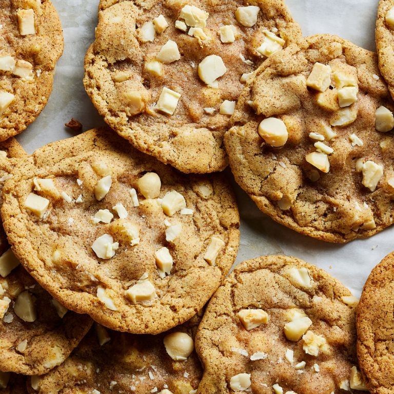 Macadamia Nut Crinkle Cookies