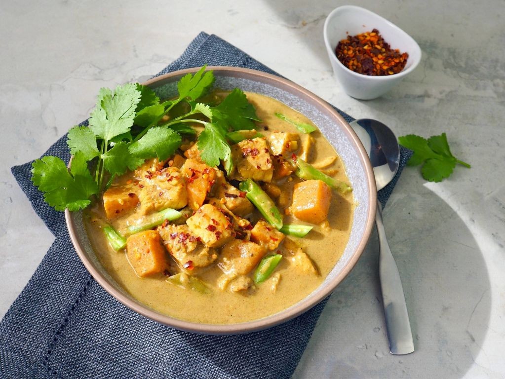 Malaysian Fish Curry with Coconut Milk and Tamarind