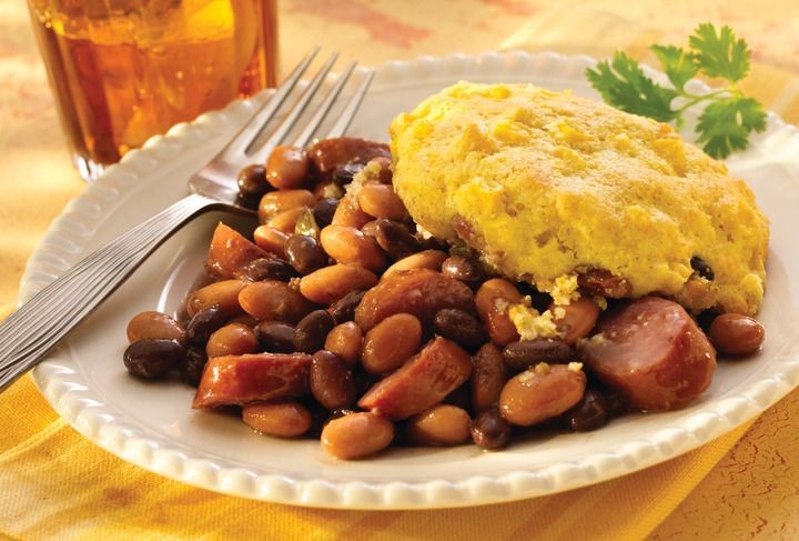 Mayocoba Bean and Cornbread Bake