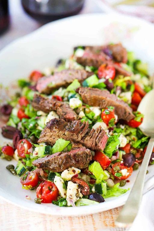 Mediterranean Steak Salad with Feta and Olives
