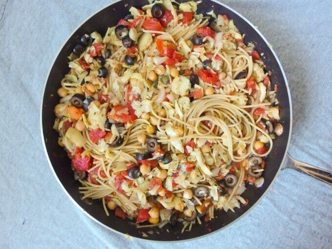 One-Pot Puttanesca with Linguine and Artichokes